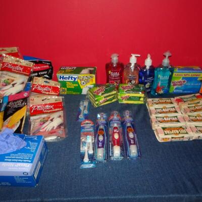 LOT 606. CLEANING SUPPLIES AND TOOTH BRUSHES