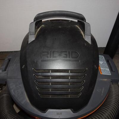 LOT 609. RIGID 6 GALLON SHOP VAC