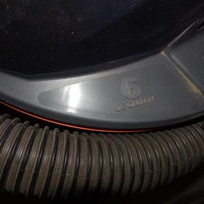 LOT 609. RIGID 6 GALLON SHOP VAC