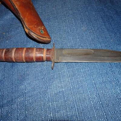 LOT 616. VINTAGE MILITARY  BELT, AMMO POUCH, HOLSTER AND COMBAT KNIFE