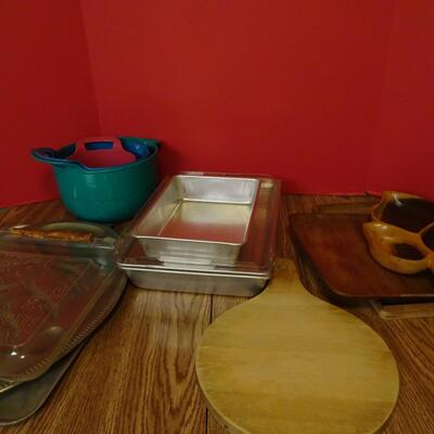 LOT 626. BAKEWARE