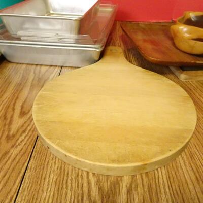 LOT 626. BAKEWARE