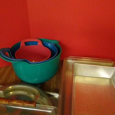 LOT 626. BAKEWARE