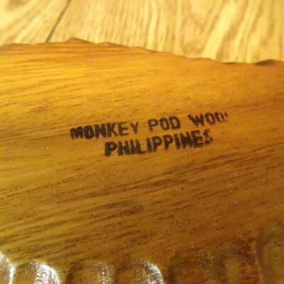LOT 627. VINTAGE MONKEY POD WOOD BOWLS