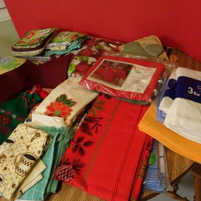 LOT 628 LINENS