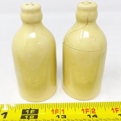 COORS GOLDEN BEER BOTTLE SALT & PEPPER SHAKERS #1