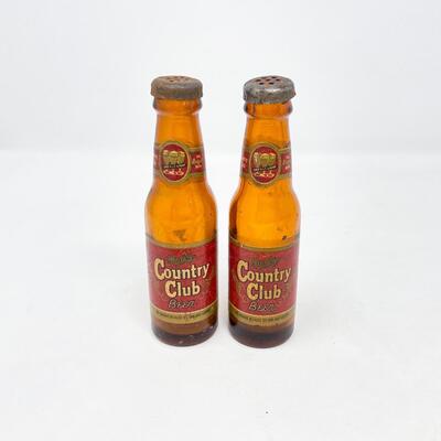GOETZ COUNTRY CLUB BEER BOTTLE SALT & PEPPER SHAKERS