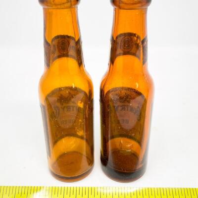 GOETZ COUNTRY CLUB PILSENER BEER BOTTLE SALT & PEPPER SHAKERS