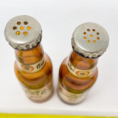 GOETZ COUNTRY CLUB PILSENER BEER BOTTLE SALT & PEPPER SHAKERS