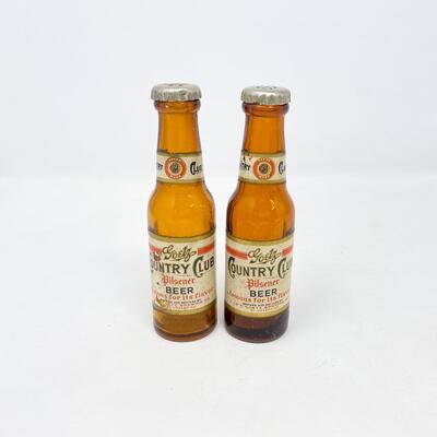 GOETZ COUNTRY CLUB PILSENER BEER BOTTLE SALT & PEPPER SHAKERS