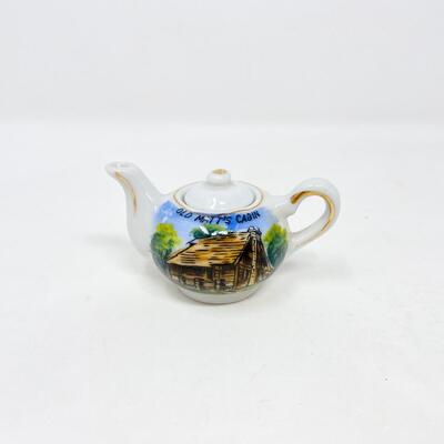 â€œOLD MATTâ€™S CABINâ€ BRANSON MISSOURI MINI TEAPOT