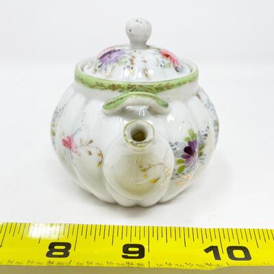MINI RIBBED FLORAL TEAPOT/CREAMER