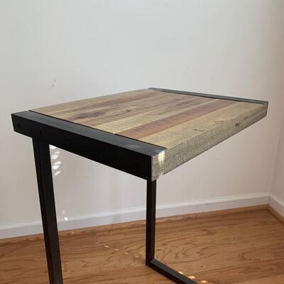 World Market Wood & Metal C Table (DR-HS)