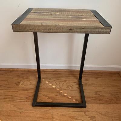 World Market Wood & Metal C Table (DR-HS)