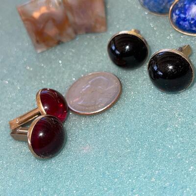 AA  GROUP OF VINTAGE STONE CUFF LINKS LAPIS ONYX