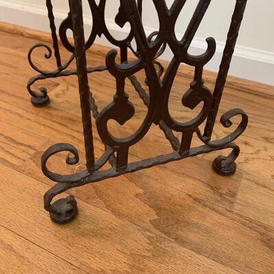 Faux Orchid Arrangement w/ Ornate Metal Stand (DR-HS)