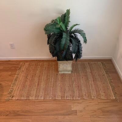 Faux Palm Tree w/ Woven Rug (DR-HS)