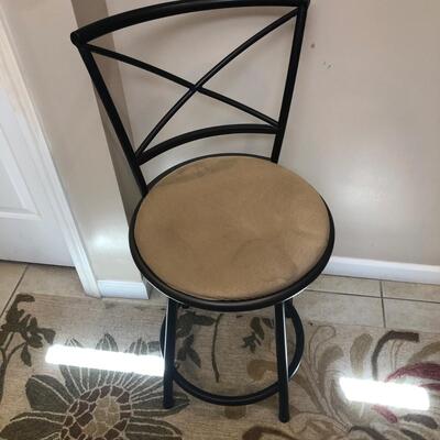 Metal & Suede Seat Barstool & Pier Imports  Rug (MBB-KM)