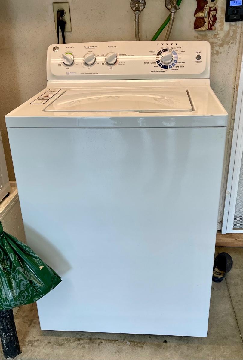 GE Hydra Wave Variable Speed Top Load Washing Machine GHWN4250D1WW