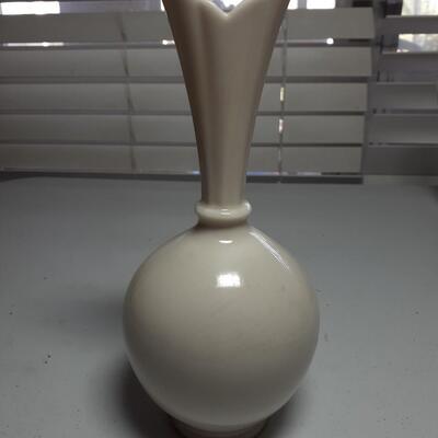 Vintage Lenox 8in tall Vase