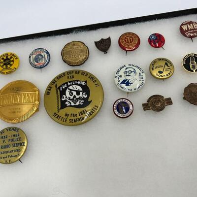 Lot of Vintage Radio Broadcasting and Entertainment Buttons and Pin-Backs