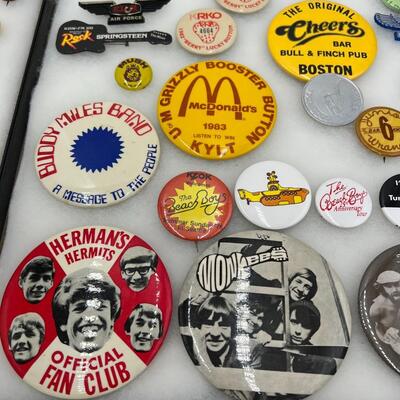 Lot of Vintage Radio Broadcasting and Entertainment Buttons and Pin-Backs