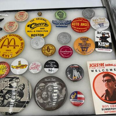 Lot of Vintage Radio Broadcasting and Entertainment Buttons and Pin-Backs