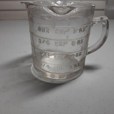 Vintage glass measuring cup