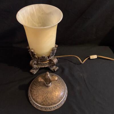 Unique Lidded Glass Lamp and Golden Wall Shelf (DR-HS)