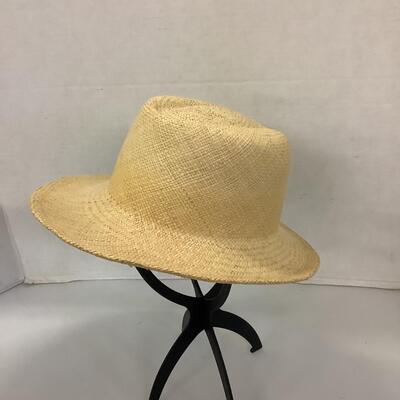 1048 Women's Straw Hat by Betmar/Bloomingdale's