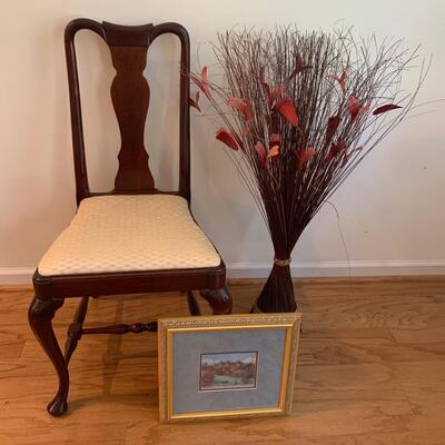 Queen Anne Style Splat Back Chair w/ Framed Biltmore Print & Natural Decor (LR-HS)