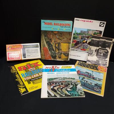 Model Railroading Books and Mining Workcar HO scale, in box