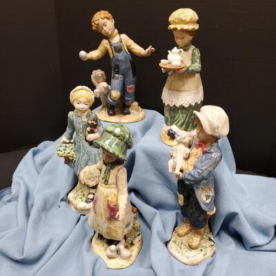 Orcelana Artistica Levantina Statues, Made in Spain