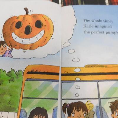 Childrens' Books: Disney/Pixar Cars, Fly Guy, Little Golden Star Wars, RIo 2