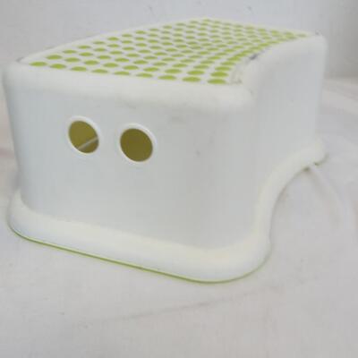 Honey Can Do 8L Step Can Trash Can, Step Stool, Toothbrush Holder