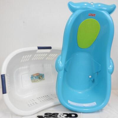 Fisher Price Infant  Bathtub & Rubbermaid  Laundry Basket, Basket Missing Piece