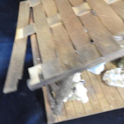 12 Pc Nativity Set: Wood Manger w/Ceramic Figures, Roof Slat Needs Glue
