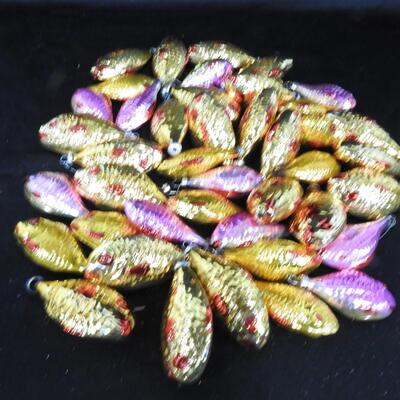 42 Glass Fish Ornaments, Various Sizes, Gold Toned/Red/Pink