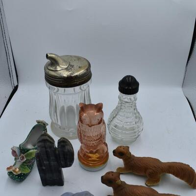 8 random trinket and salt shakers