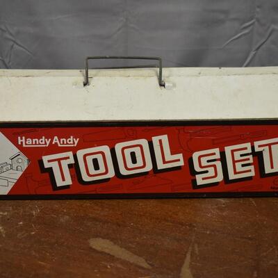 Handy Andy Metal Tool Box