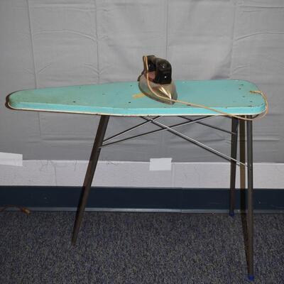 Small Ironing Board w/Iron