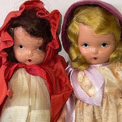 AA  VINTAGE STORY BOOK DOLLS COMPOSITION