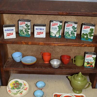 Childs Size Hutch w/ plates