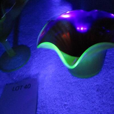 Vaseline Tulip/ Fenton Carnival