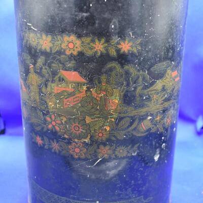 Black Japanese trash can