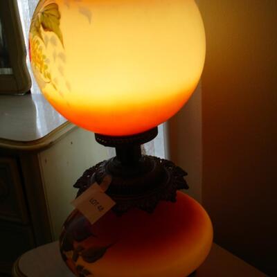 Gone w/the wind/Hurricane Lamp