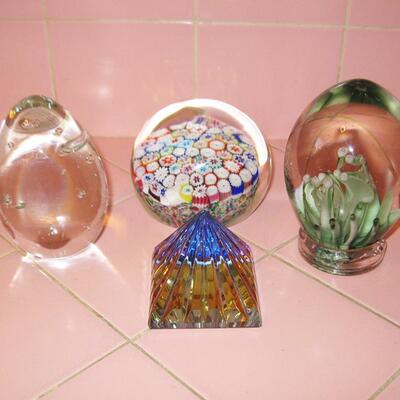 MS 4 Glass Paperweights Controlled Bubbles Pyramid Millefiori Sea Anemone