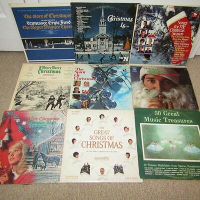 LOT 58  CHRISTMAS VINYL RECORD ALBUMS