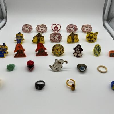 Lot of 28 Vintage Toy Gumball Prize Rings