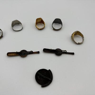 1920s and 1930s Lot of 8 Antique Rings and Pins